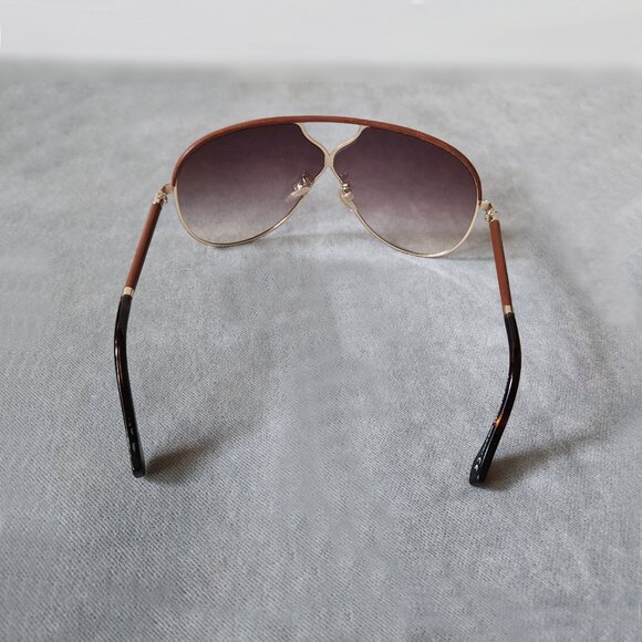 Balenciaga Brown Lucite Sunglasses with Gilded Gold Hardware and Brown Lambskin - Picture 5 of 8